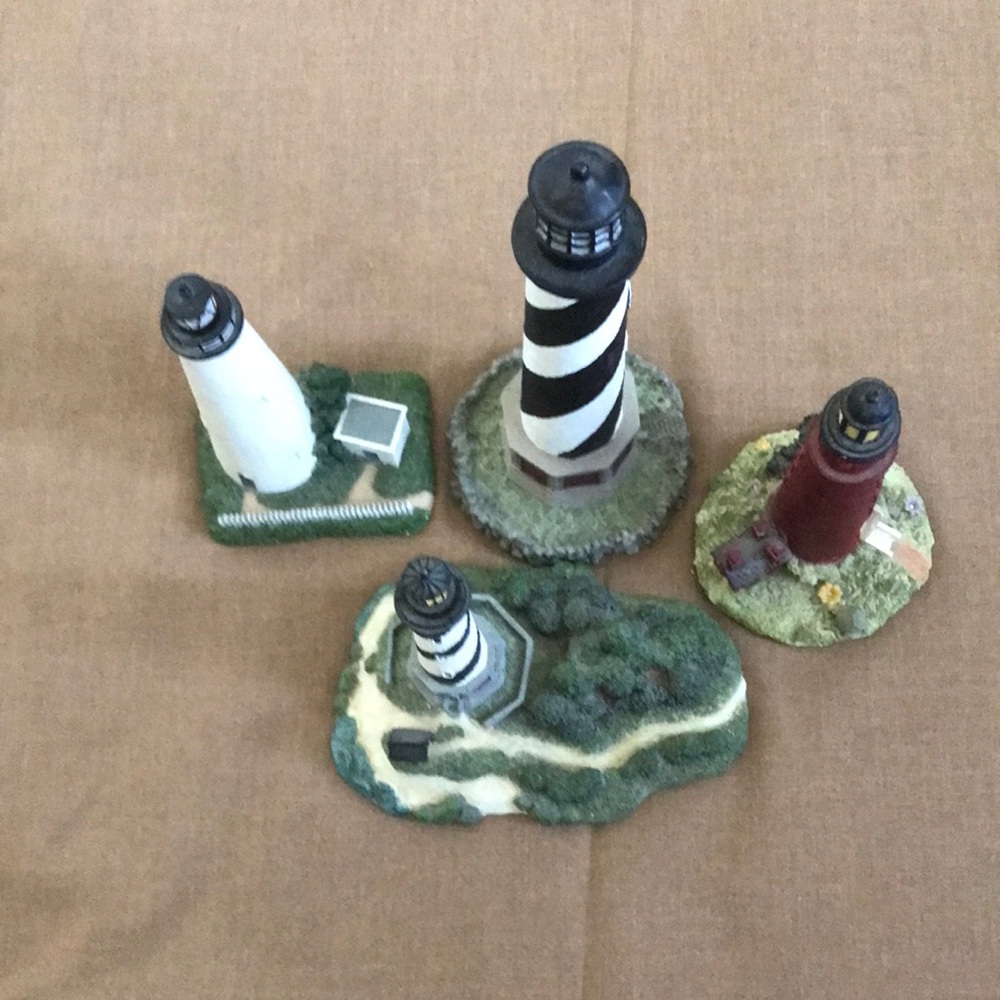 Miniature Lighthouse Figurines Set